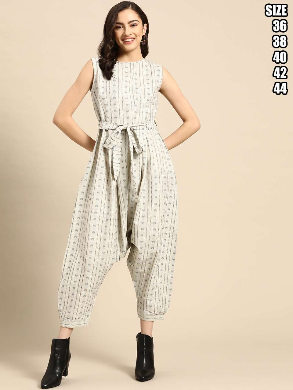 URBANIC Coffee Brown & White Printed Basic Jumpsuit Price in India, Full  Specifications & Offers | DTashion.com