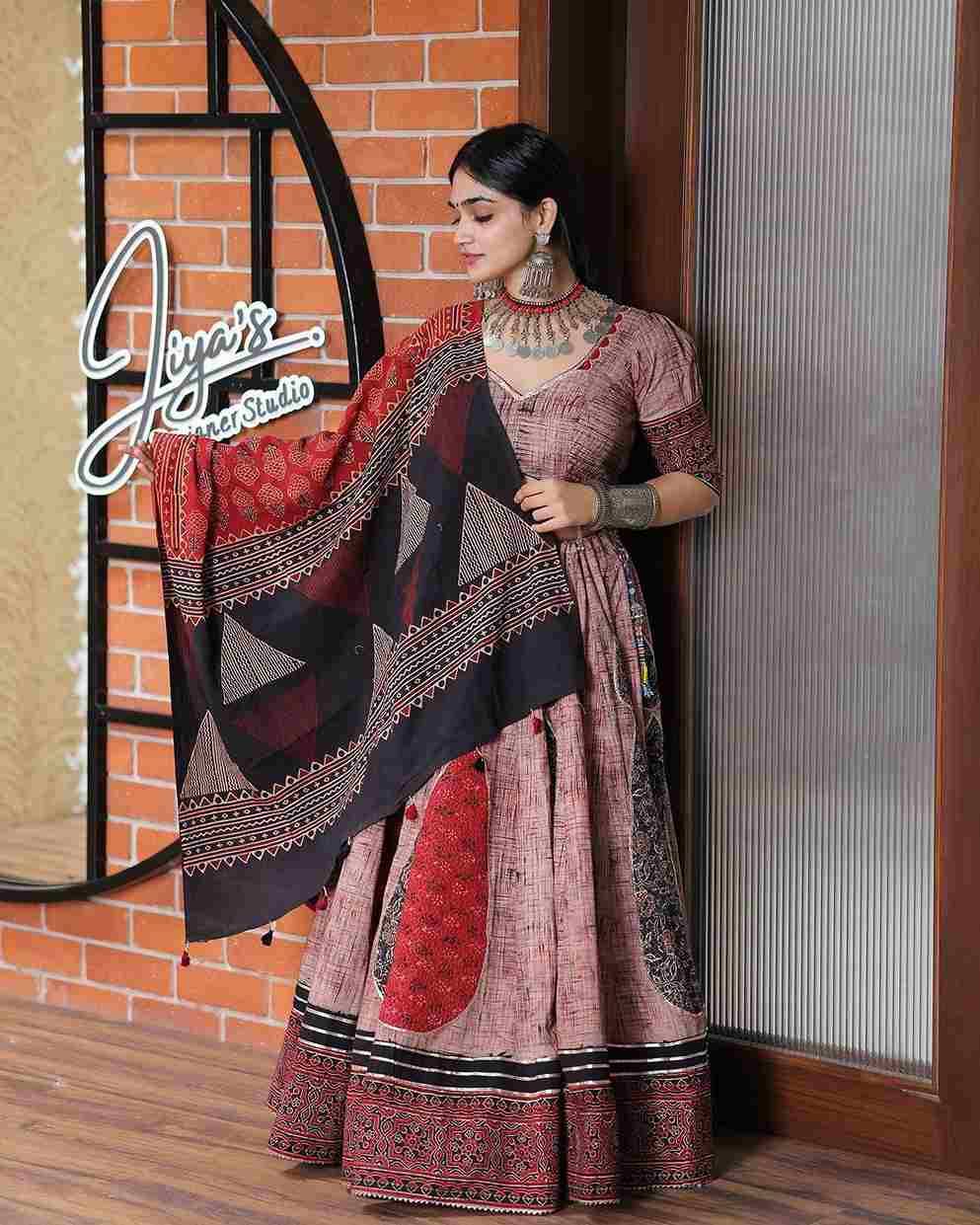L-612 By Fashid Wholesale Navratri Wear Collection Beautiful Stylish Colorful Fancy Party Wear & Occasional Wear Rayon Lehengas At Wholesale Price