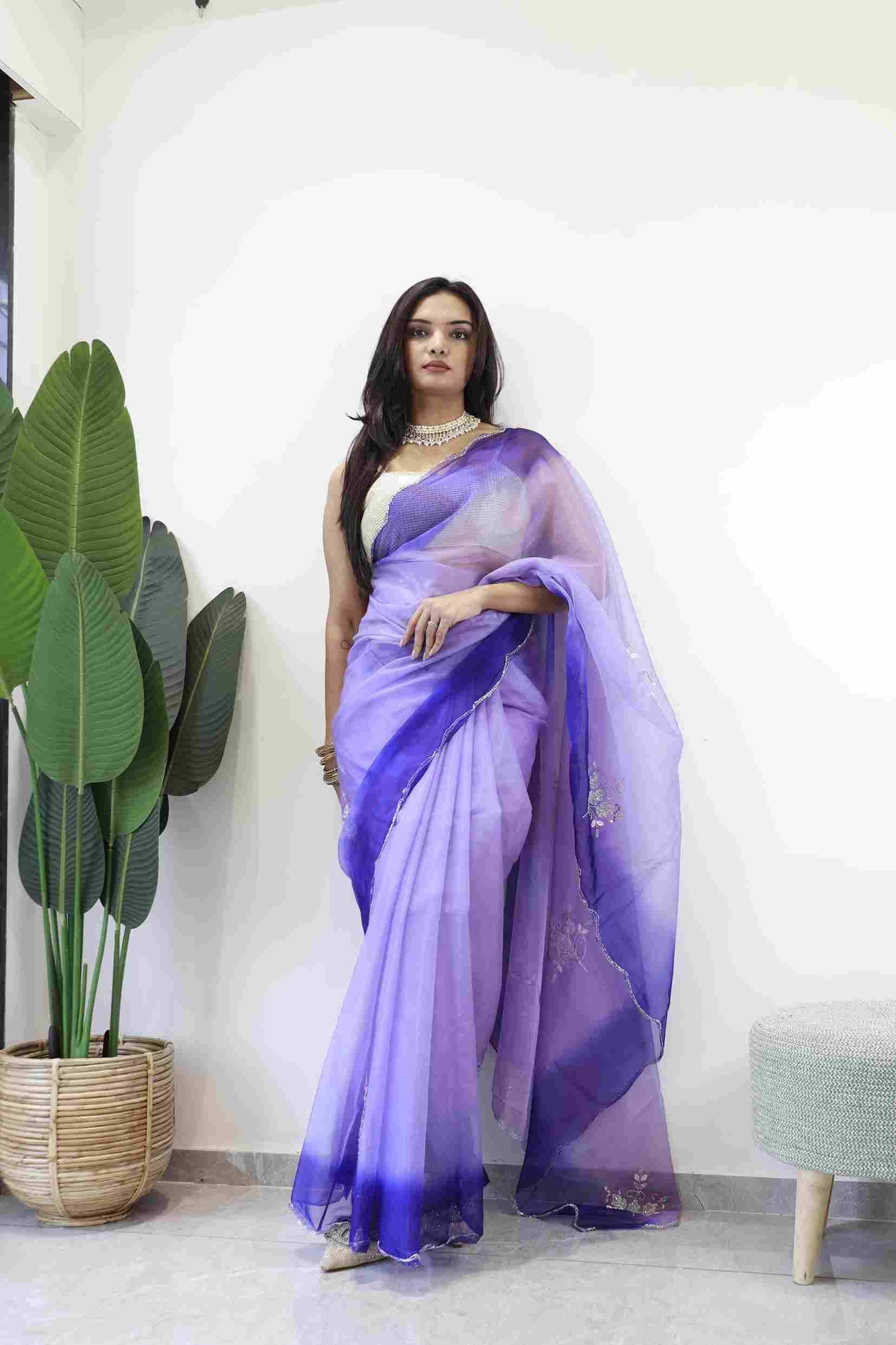 Praachi By Fashid Wholesale 01 To 04 Series Indian Traditional Wear Collection Beautiful Stylish Fancy Colorful Party Wear & Occasional Wear Pure Soft Oraganza Silk Sarees At Wholesale Price