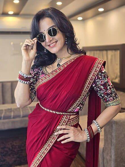 Kd-540 By Fashid Wholesale Indian Traditional Wear Collection Beautiful Stylish Fancy Colorful Party Wear & Occasional Wear Faux Georgette Saree Sarees At Wholesale Price