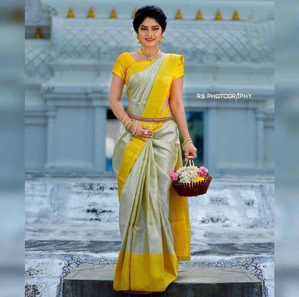 KP-3083 By Fashid Wholesale Indian Traditional Wear Collection Beautiful Stylish Fancy Colorful Party Wear & Occasional Wear Soft Lichi Silk Sarees At Wholesale Price