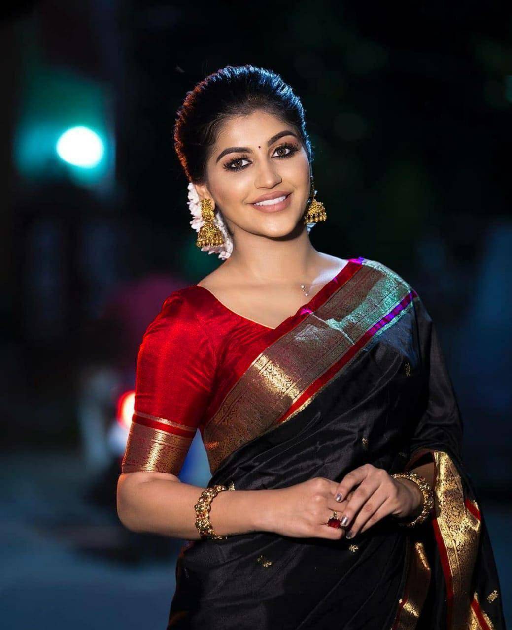 Kp-3032 By Fashid Wholesale Indian Traditional Wear Collection Beautiful Stylish Fancy Colorful Party Wear & Occasional Wear Soft Lichi Silk Saree Sarees At Wholesale Price