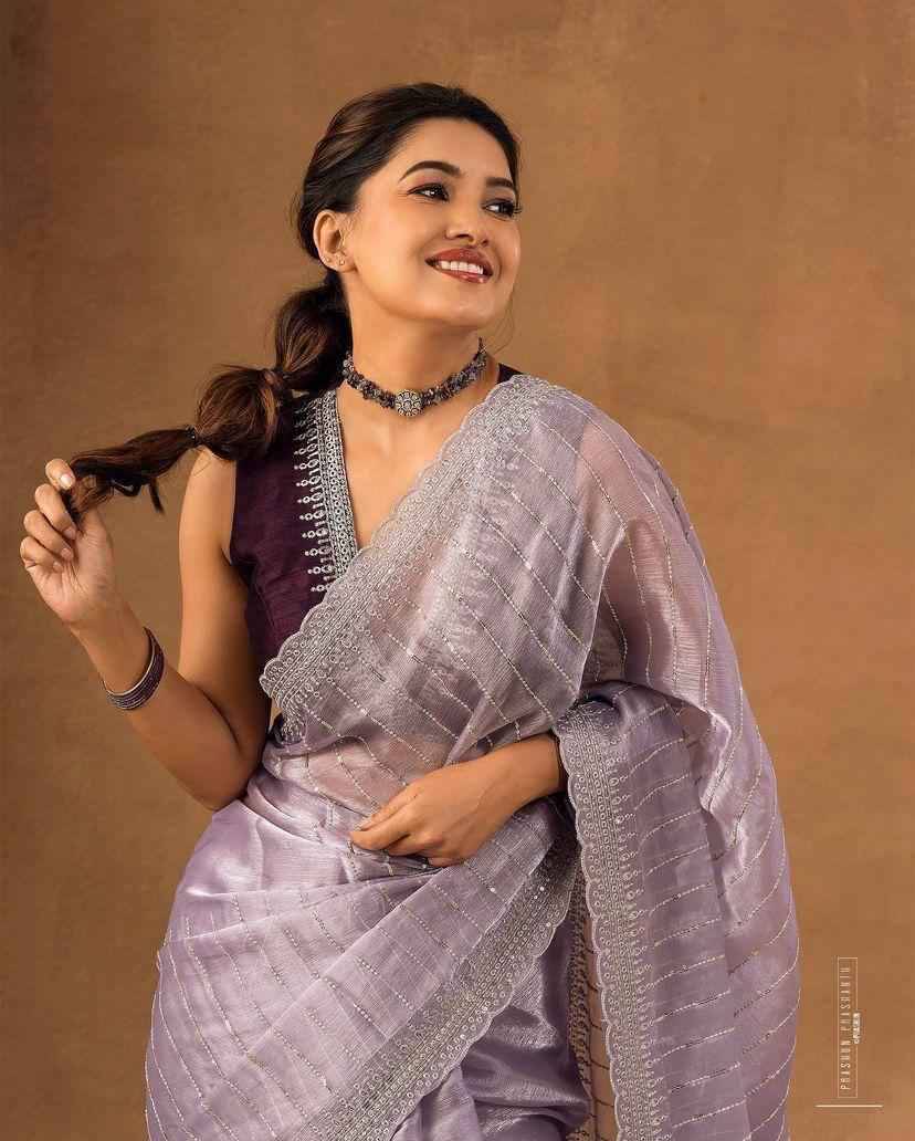 Sb-840 By Fashid Wholesale 01 To 04 Series Indian Traditional Wear Collection Beautiful Stylish Fancy Colorful Party Wear & Occasional Wear Soft Burburry Saree Sarees At Wholesale Price