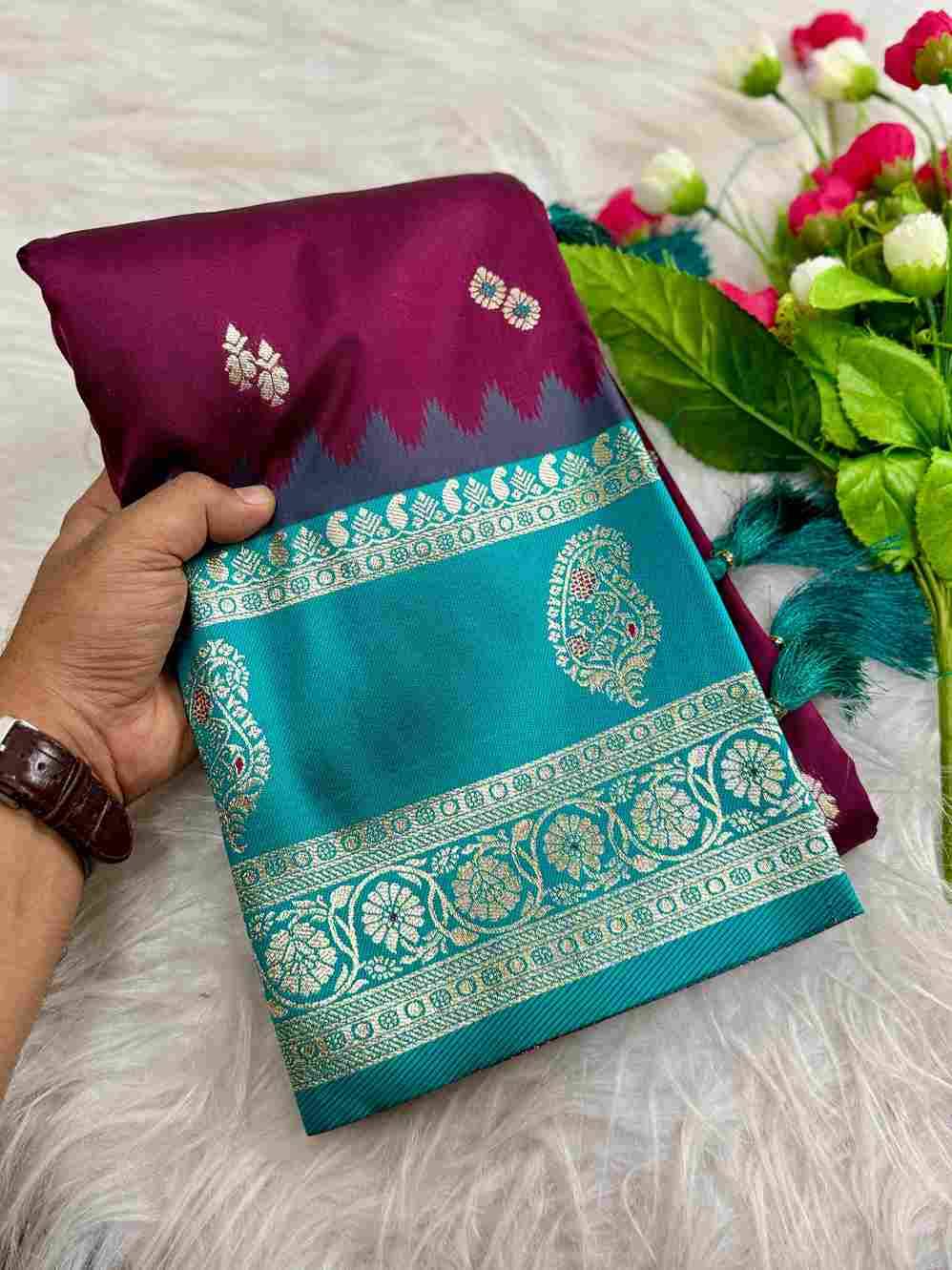 Vv-22 By Fashid Wholesale 01 To 06 Series Indian Traditional Wear Collection Beautiful Stylish Fancy Colorful Party Wear & Occasional Wear Heavy Katan Silk Sarees At Wholesale Price