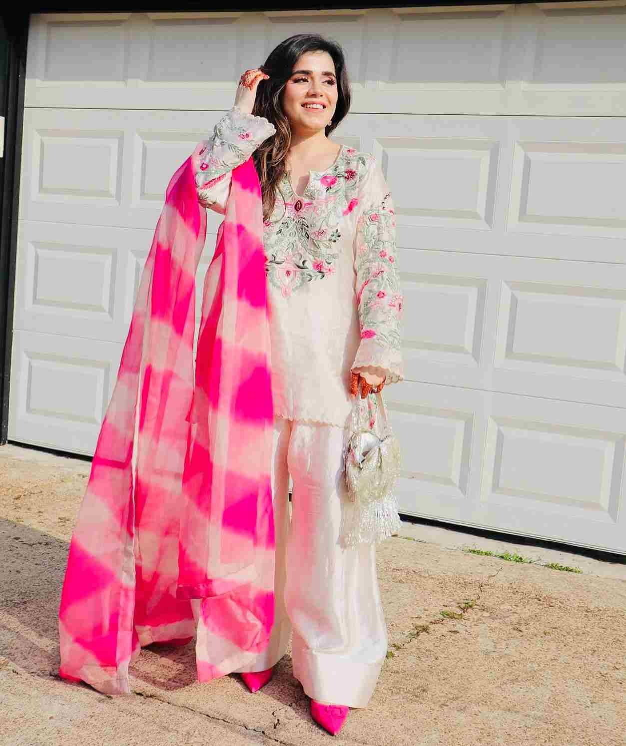 Zd-10101 By Fashid Wholesale Beautiful Suits Stylish Fancy Colorful Party Wear & Occasional Wear Vichitra Silk Dresses At Wholesale Price