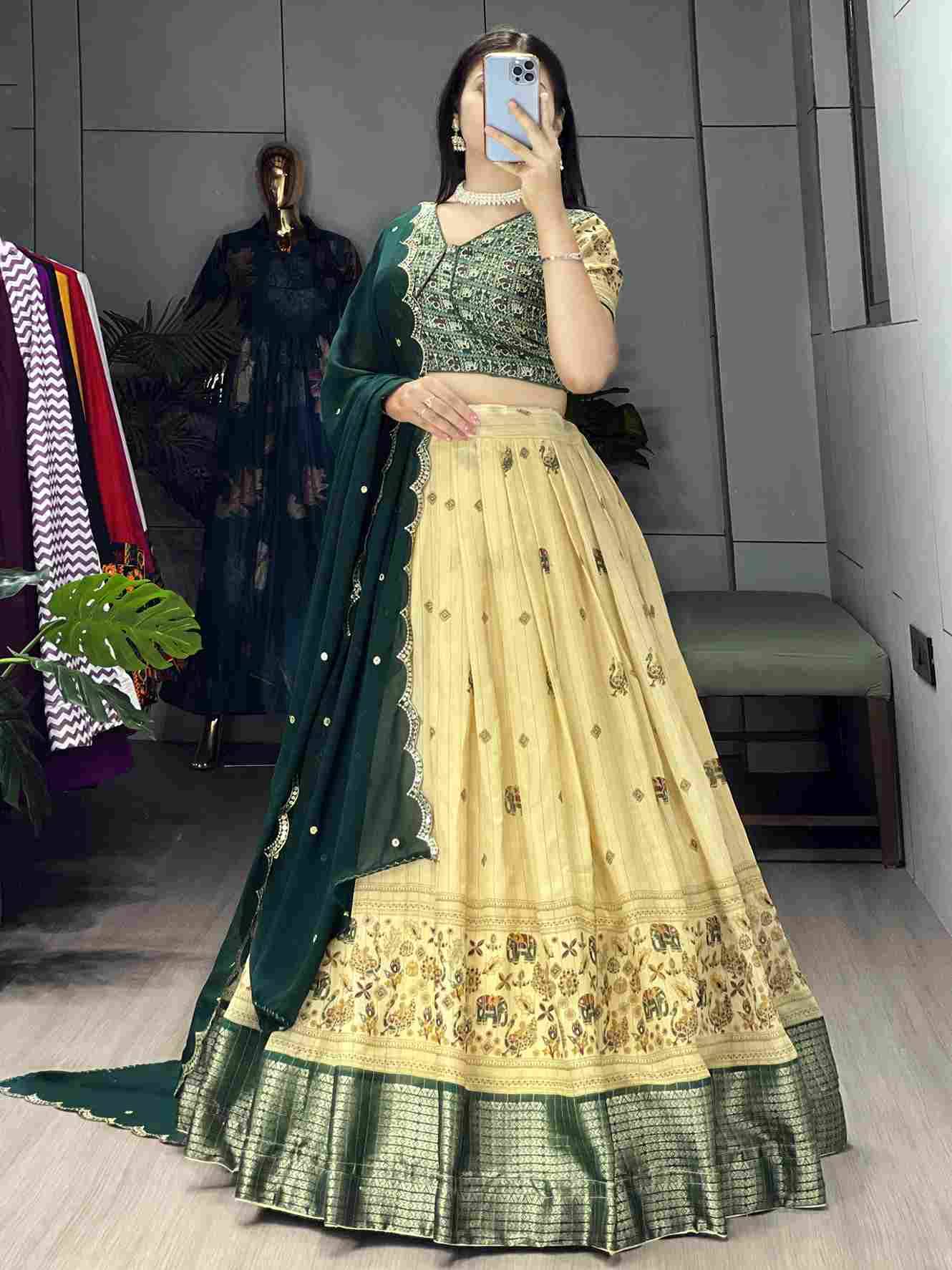 Gr-9035 By Fashid Wholesale 01 To 04 Series Navratri Wear Collection Beautiful Stylish Colorful Fancy Party Wear & Occasional Wear Marshmellow Rico Lehengas At Wholesale Price