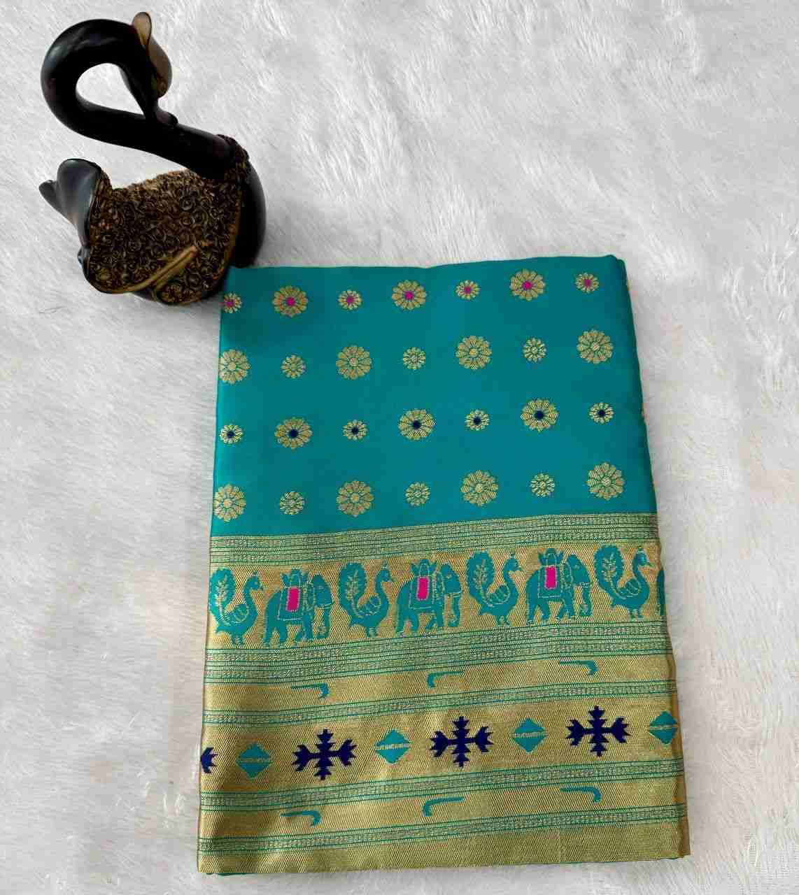 Lc-878 By Fashid Wholesale 01 To 07 Series Indian Traditional Wear Collection Beautiful Stylish Fancy Colorful Party Wear & Occasional Wear Paithani Silk Sarees At Wholesale Price