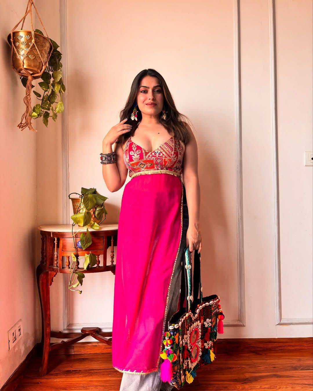 Le-655 By Fashid Wholesale Designer Festive Suits Collection Beautiful Stylish Fancy Colorful Party Wear & Occasional Wear Georgette Kurti At Wholesale Price