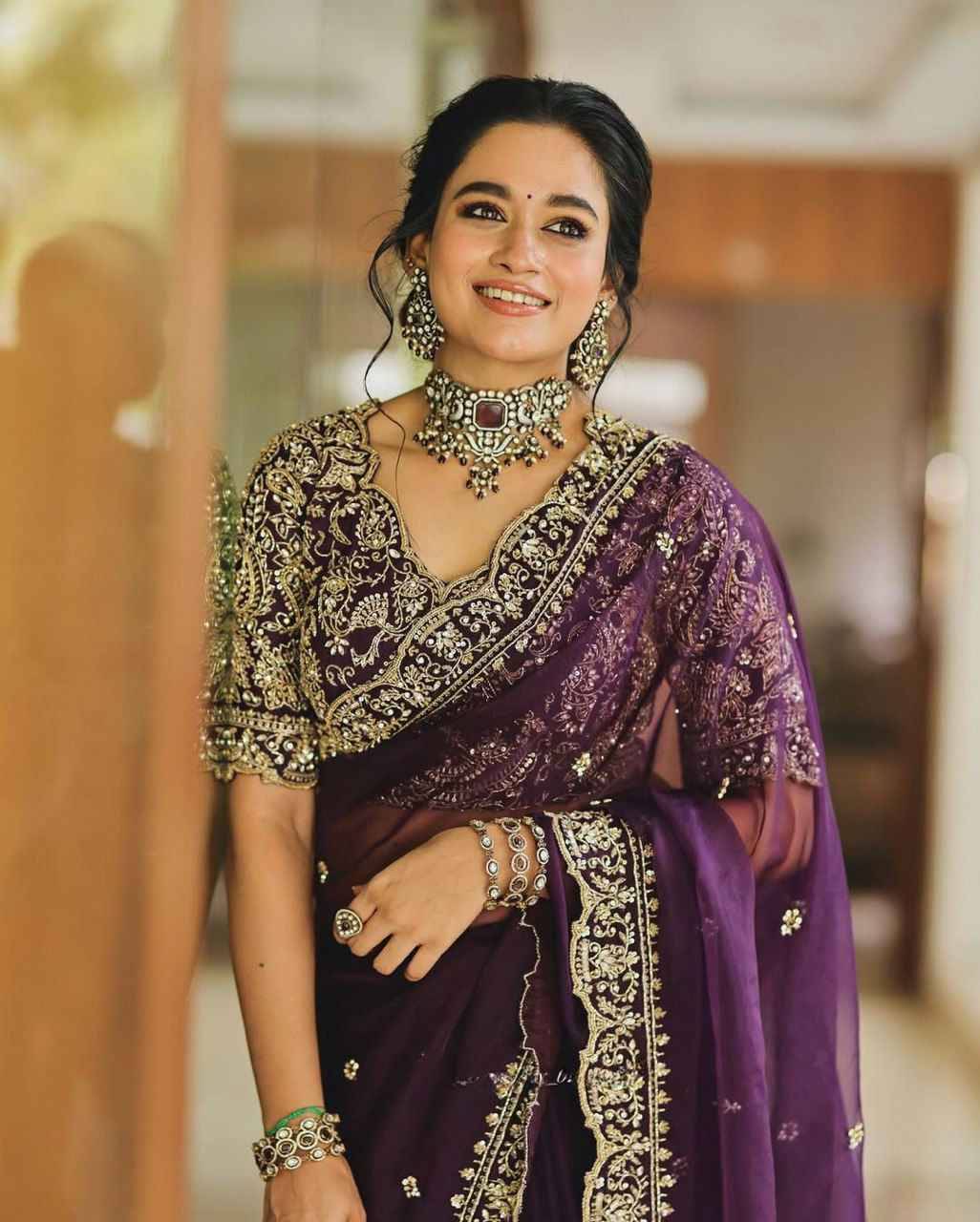 Vs-Samiksha By Fashid Wholesale Indian Traditional Wear Collection Beautiful Stylish Fancy Colorful Party Wear & Occasional Wear Pure Soft Organza Sarees At Wholesale Price