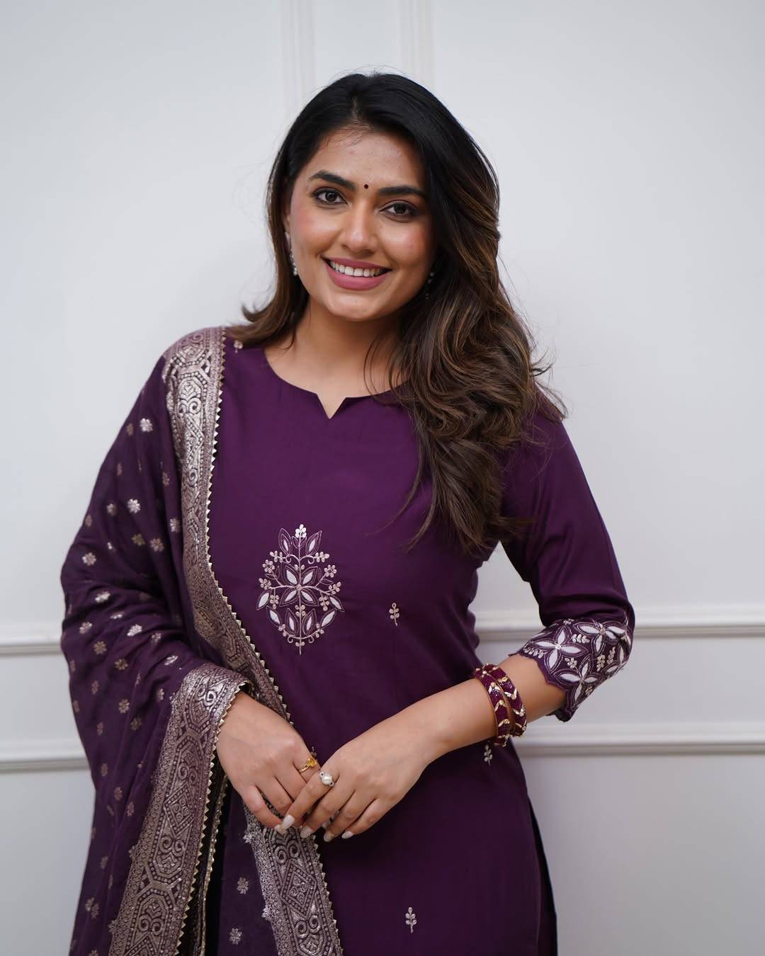 Dc-Swati By Fashid Wholesale 01 To 02 Series Beautiful Stylish Festive Suits Fancy Colorful Casual Wear & Ethnic Wear & Ready To Wear Viscose Blend Dresses At Wholesale Price