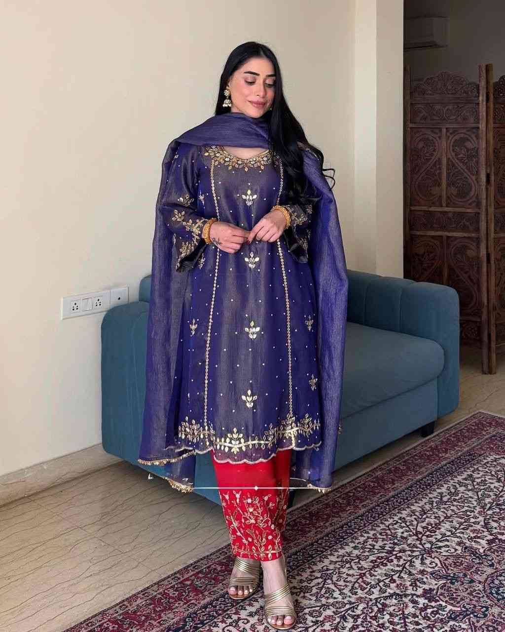 Kp-1695 By Fashid Wholesale Beautiful Stylish Festive Suits Fancy Colorful Casual Wear & Ethnic Wear & Ready To Wear Heavy Gold Crush Silk Dresses At Wholesale Price