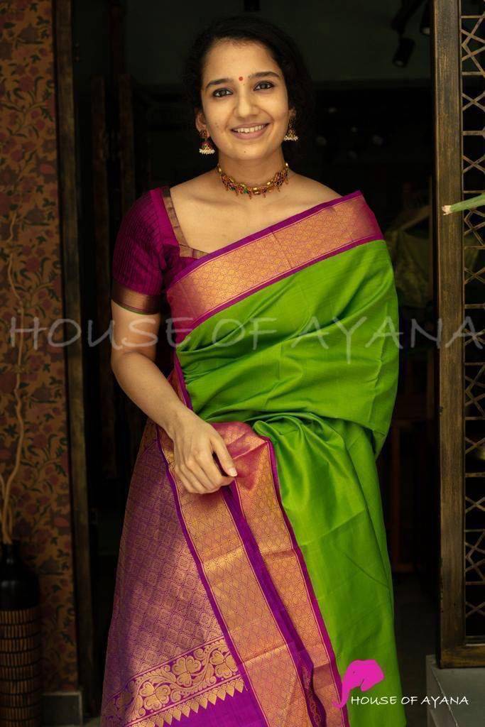 Lc-277 By Fashid Wholesale Indian Traditional Wear Collection Beautiful Stylish Fancy Colorful Party Wear & Occasional Wear Kanchipuram Silk Sarees At Wholesale Price