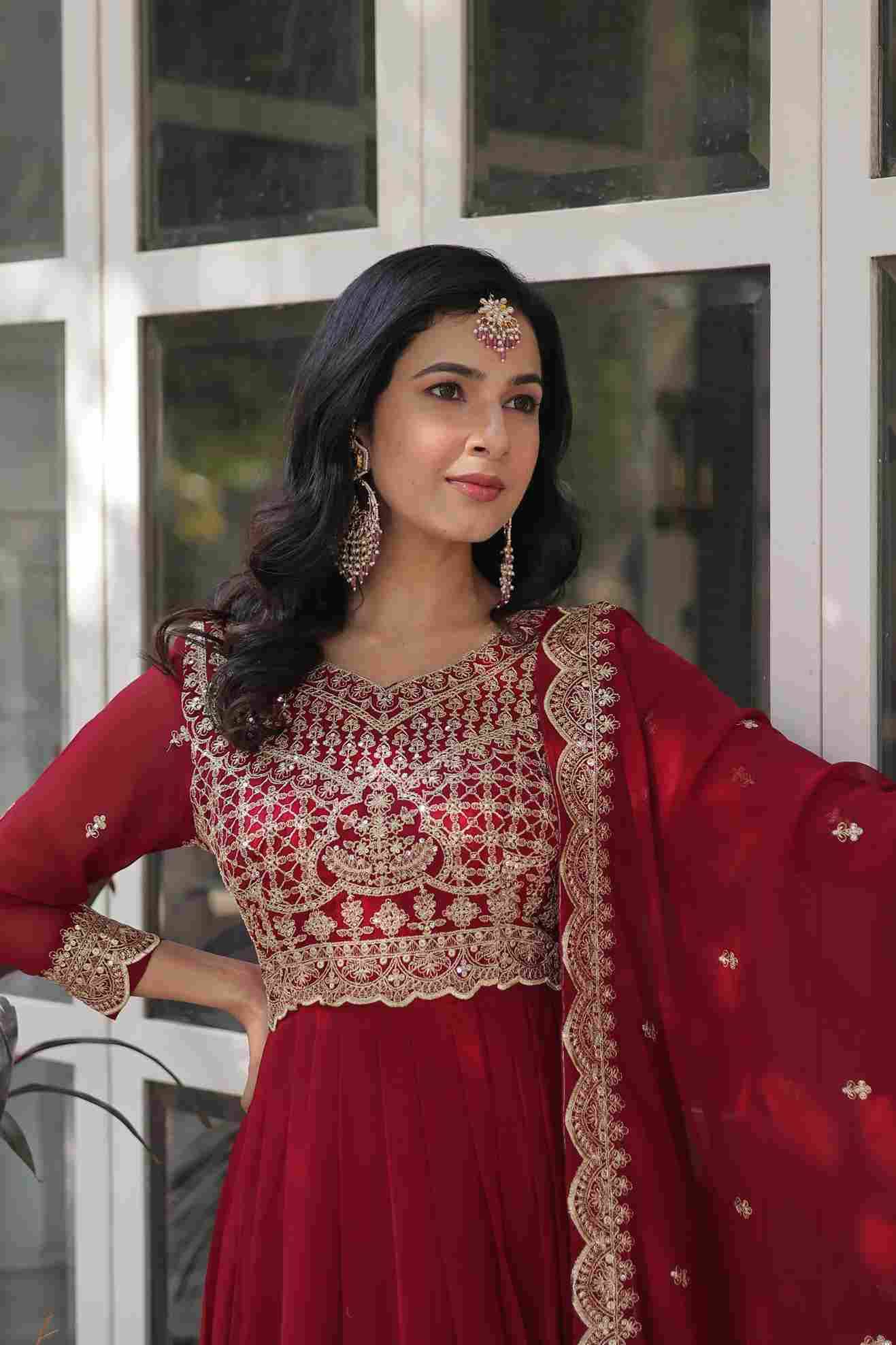 Sf-1105 By Fashid Wholesale 01 To 02 Series Designer Beautiful Collection Occasional Wear & Party Wear Faux Blooming Gowns At Wholesale Price