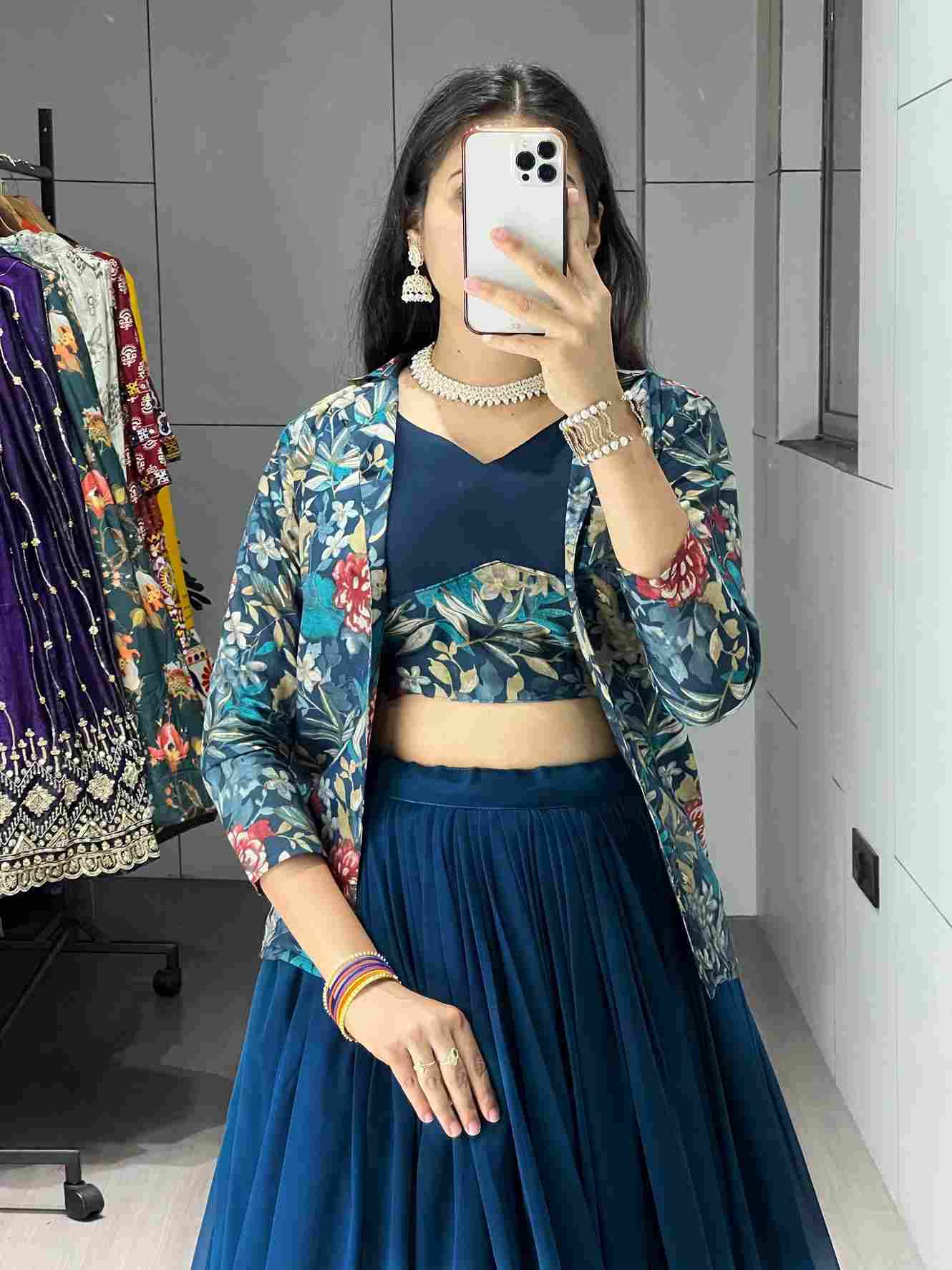 Gr-8210 By Fashid Wholesale 01 To 02 Series Navratri Wear Collection Beautiful Stylish Colorful Fancy Party Wear & Occasional Wear Heavy Georgette Lehengas At Wholesale Price