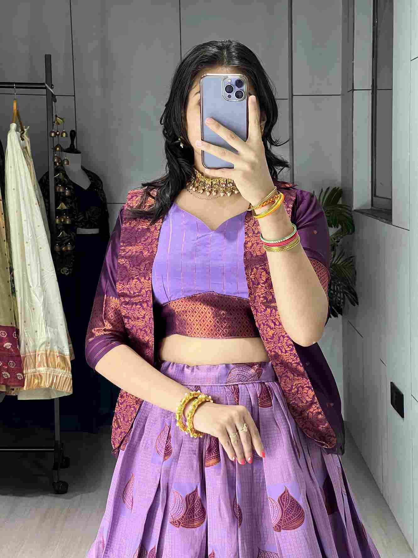 Gr-8220 By Fashid Wholesale 01 To 04 Series Navratri Wear Collection Beautiful Stylish Colorful Fancy Party Wear & Occasional Wear Jacquard Silk Lehengas At Wholesale Price