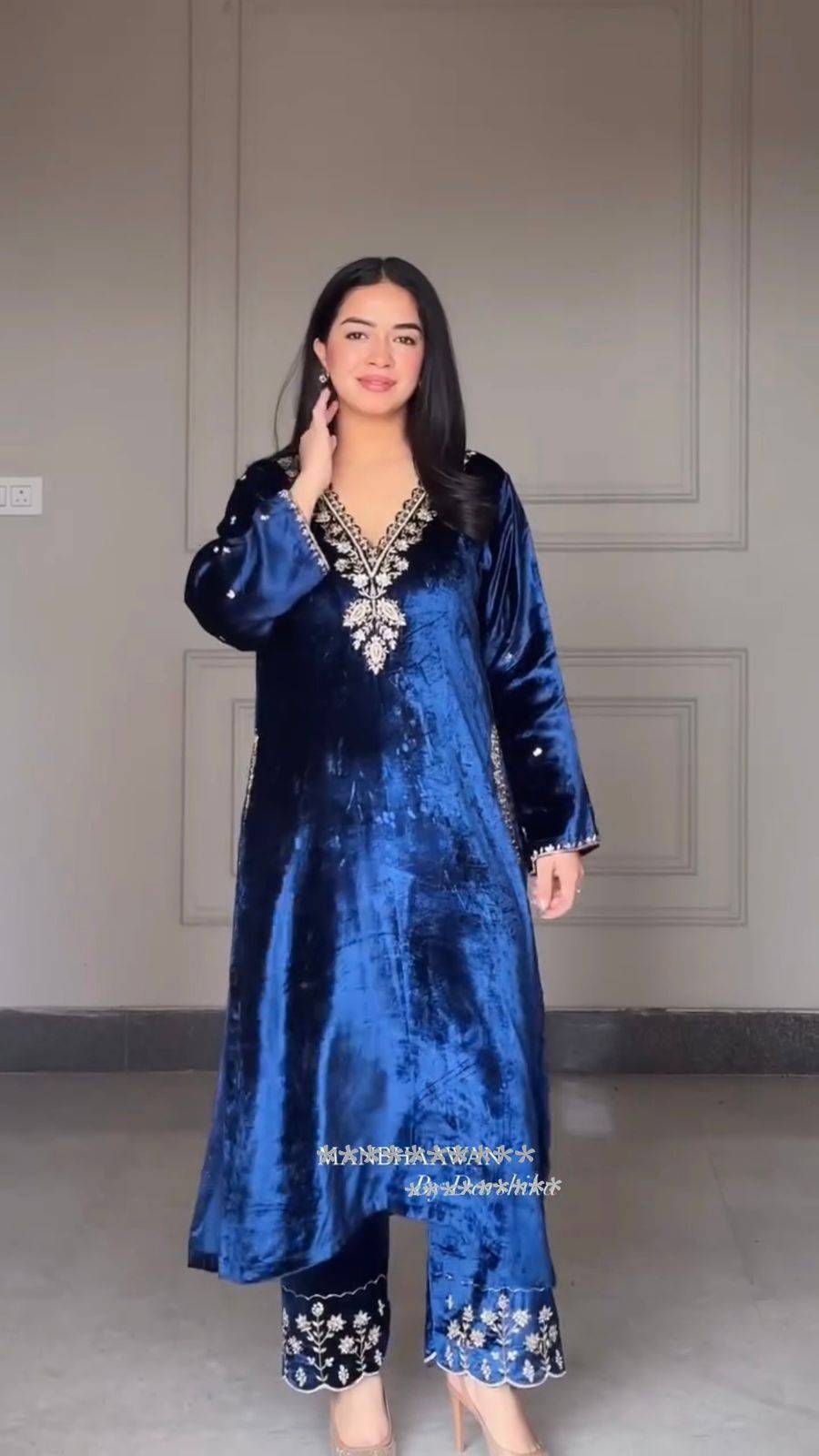 Le-2025 By Fashid Wholesale 01 To 02 Series Beautiful Festive Suits Colorful Stylish Fancy Casual Wear & Ethnic Wear Velvet Dresses At Wholesale Price