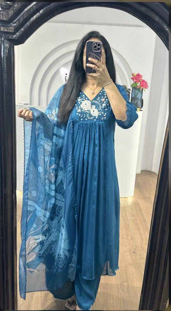 Mb-459 By Fashid Wholesale Designer Stylish Fancy Colorful Beautiful Party Wear & Ethnic Wear Collection Vichitra Silk Dresses At Wholesale Price