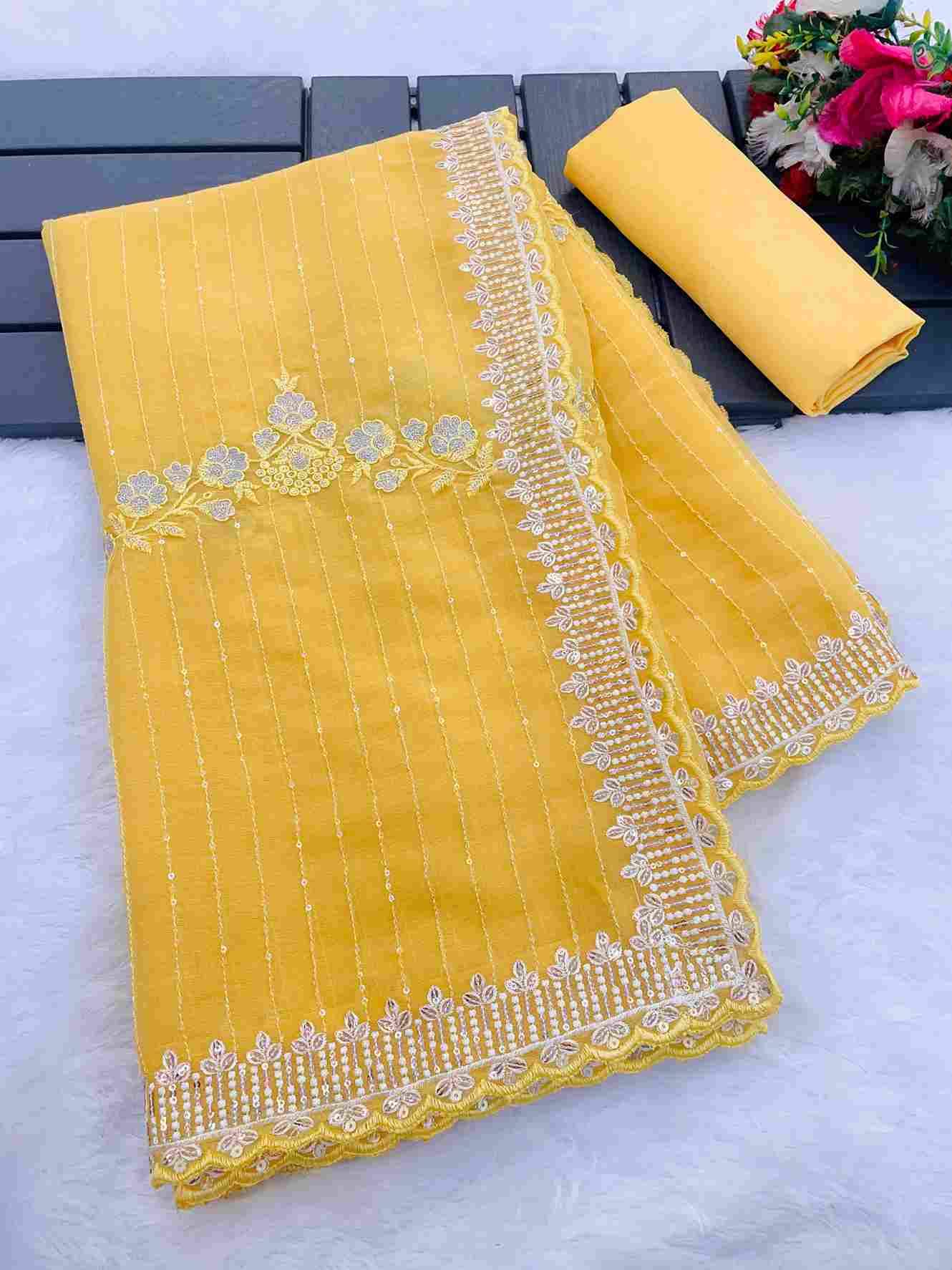 Vs-Ankita By Fashid Wholesale 01 To 04 Series Indian Traditional Wear Collection Beautiful Stylish Fancy Colorful Party Wear & Occasional Wear Soft Crunchy Silk Georgette Sarees At Wholesale Price