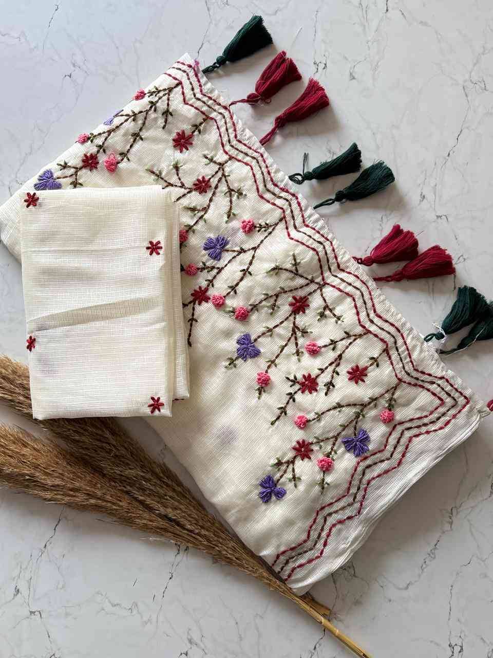 Vt-1025 By Fashid Wholesale Indian Traditional Wear Collection Beautiful Stylish Fancy Colorful Party Wear & Occasional Wear Premium Kota Doriya Silk Sarees At Wholesale Price