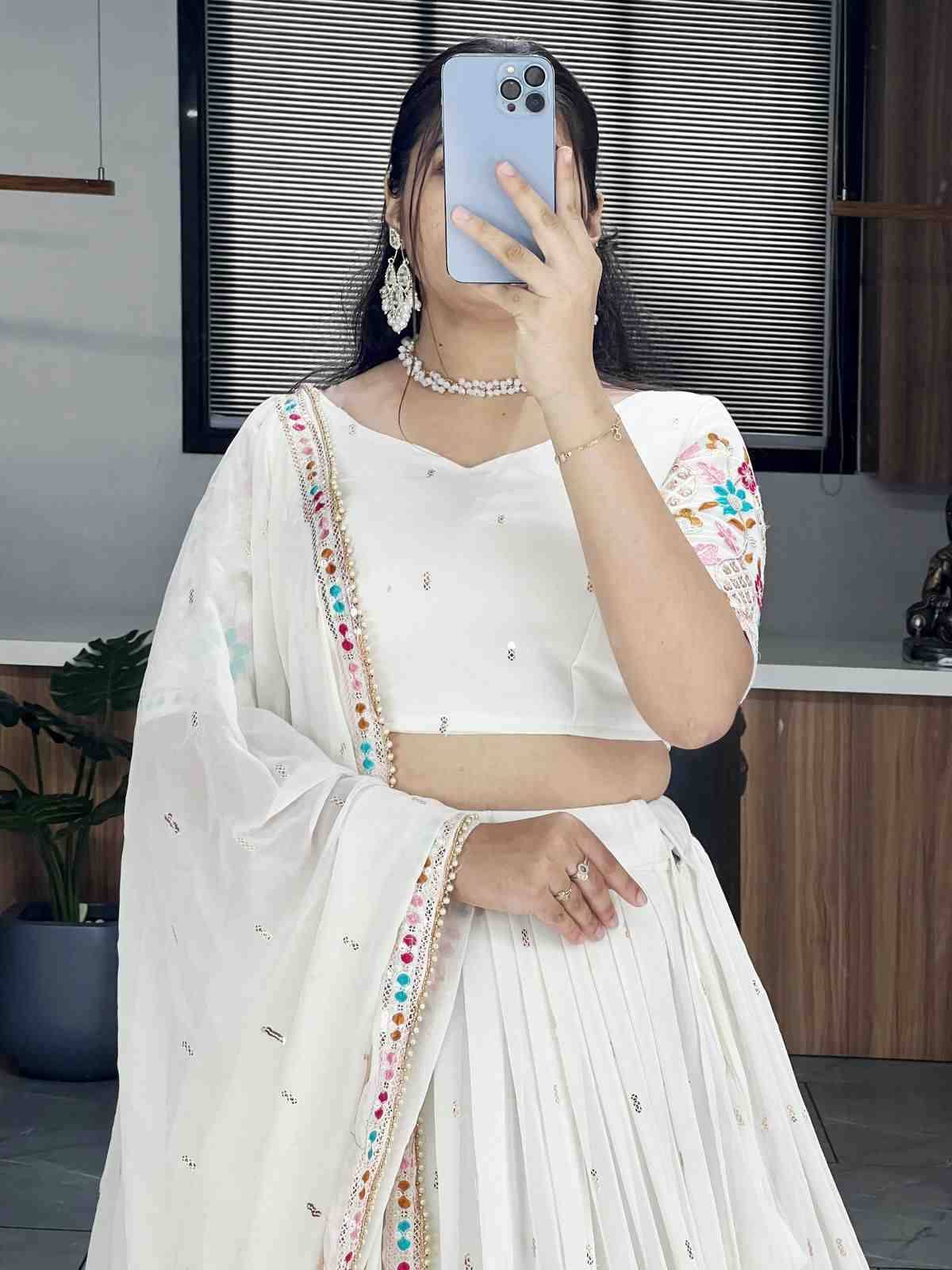 Gr-7135 By Fashid Wholesale Navratri Wear Collection Beautiful Stylish Colorful Fancy Party Wear & Occasional Wear Faux Georgette Lehengas At Wholesale Price