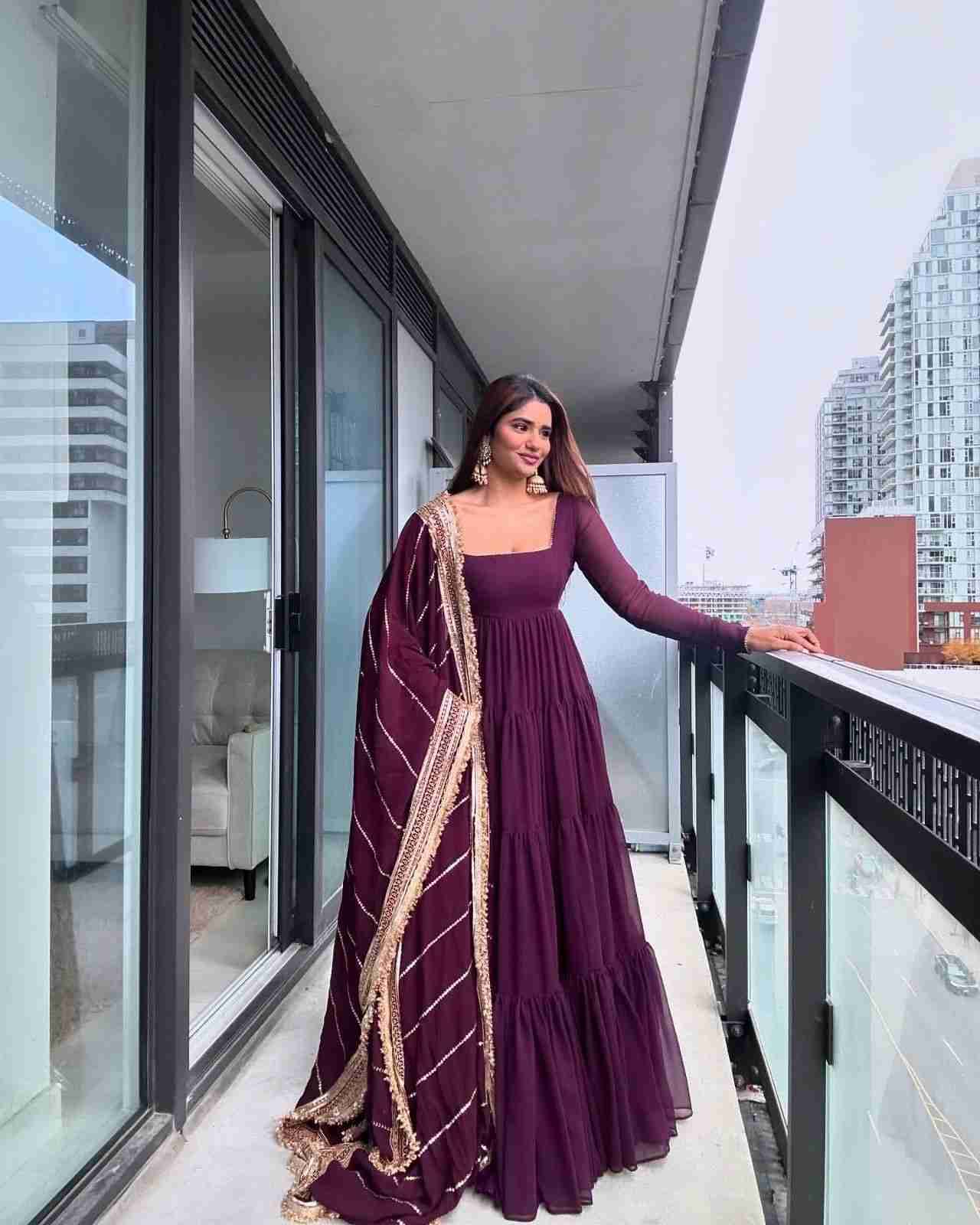 K-1539 By Fashid Wholesale 01 To 03 Series Indian Traditional Wear Collection Beautiful Stylish Fancy Colorful Party Wear & Occasional Wear Faux Georgette Gowns At Wholesale Price