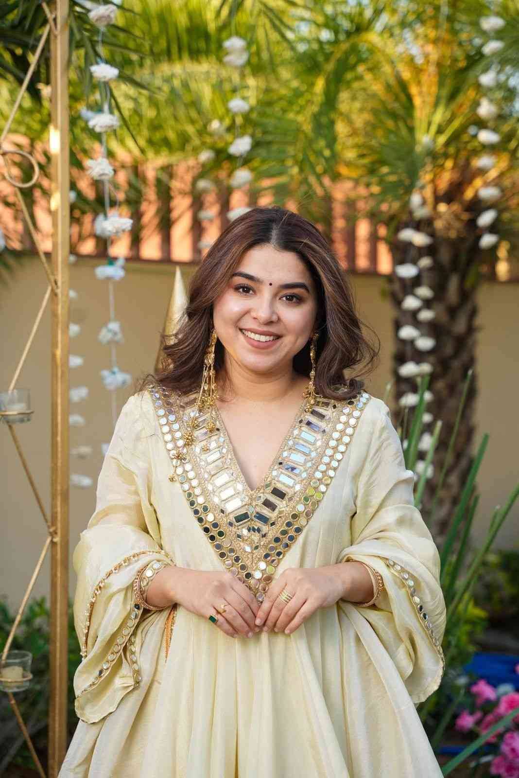 Le-2027 By Fashid Wholesale 01 To 02 Series Beautiful Festive Suits Colorful Stylish Fancy Casual Wear & Ethnic Wear Cosmos Dresses At Wholesale Price