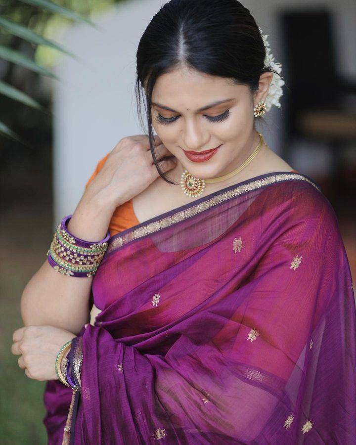 Lc-910 By Fashid Wholesale Indian Traditional Wear Collection Beautiful Stylish Fancy Colorful Party Wear & Occasional Wear Soft Linen Slub Sarees At Wholesale Price