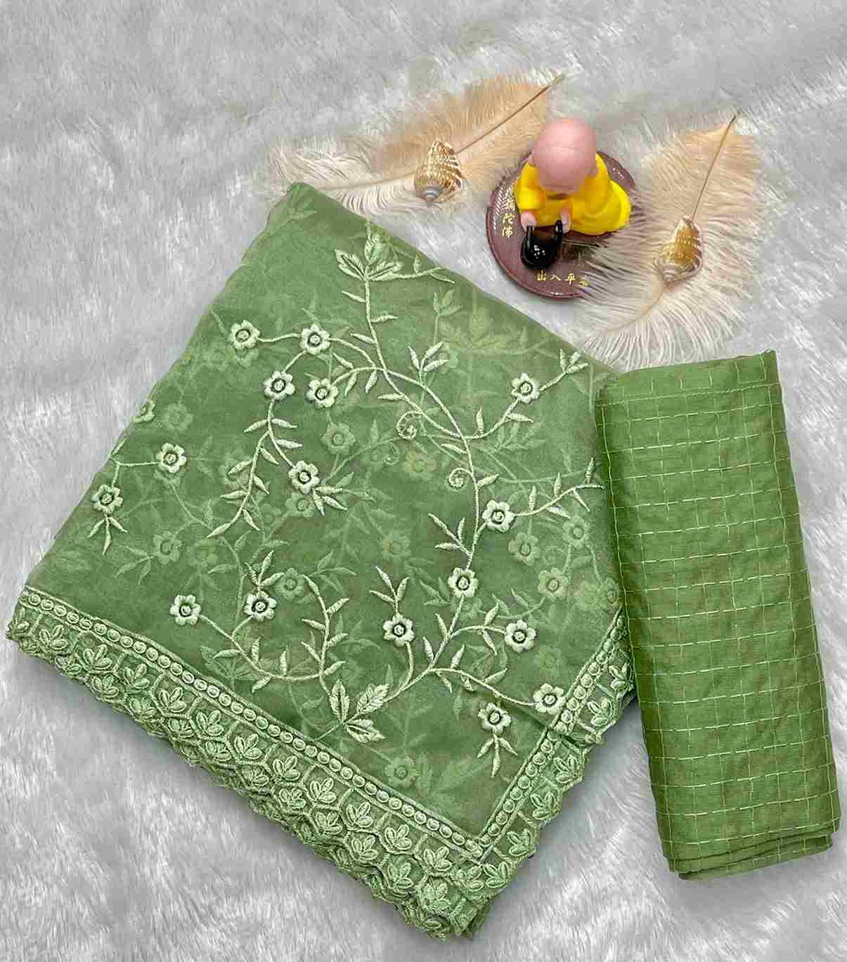 Vs-104 By Fashid Wholesale Indian Traditional Wear Collection Beautiful Stylish Fancy Colorful Party Wear & Occasional Wear Heavy Soft Fandy Chiffon Silk Sarees At Wholesale Price