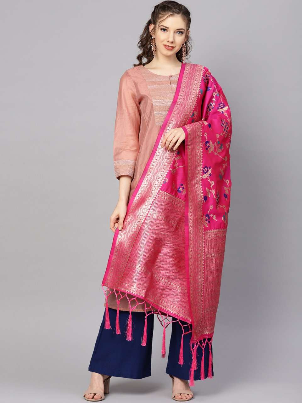 ZARIKA HIT COLOR VOL-19 BY KAAMIRI 1901 TO 1907 SERIES DESIGNER BEAUTIFUL STYLISH FANCY COLORFUL PARTY WEAR & ETHNIC WEAR BANARASI SILK ZARI WORK DUPATTA AT WHOLESALE PRICE