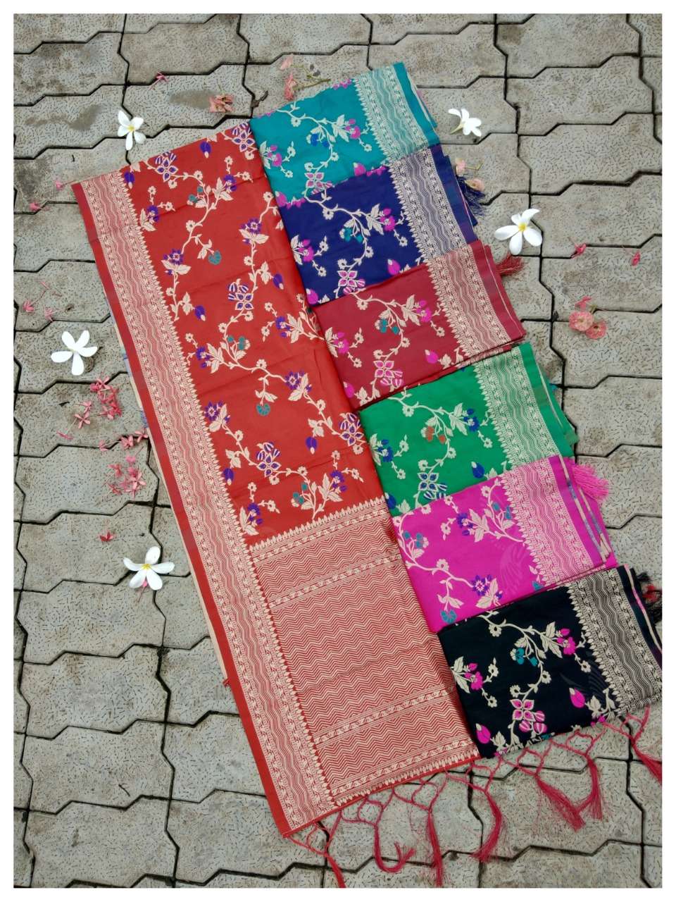ZARIKA HIT COLOR VOL-19 BY KAAMIRI 1901 TO 1907 SERIES DESIGNER BEAUTIFUL STYLISH FANCY COLORFUL PARTY WEAR & ETHNIC WEAR BANARASI SILK ZARI WORK DUPATTA AT WHOLESALE PRICE