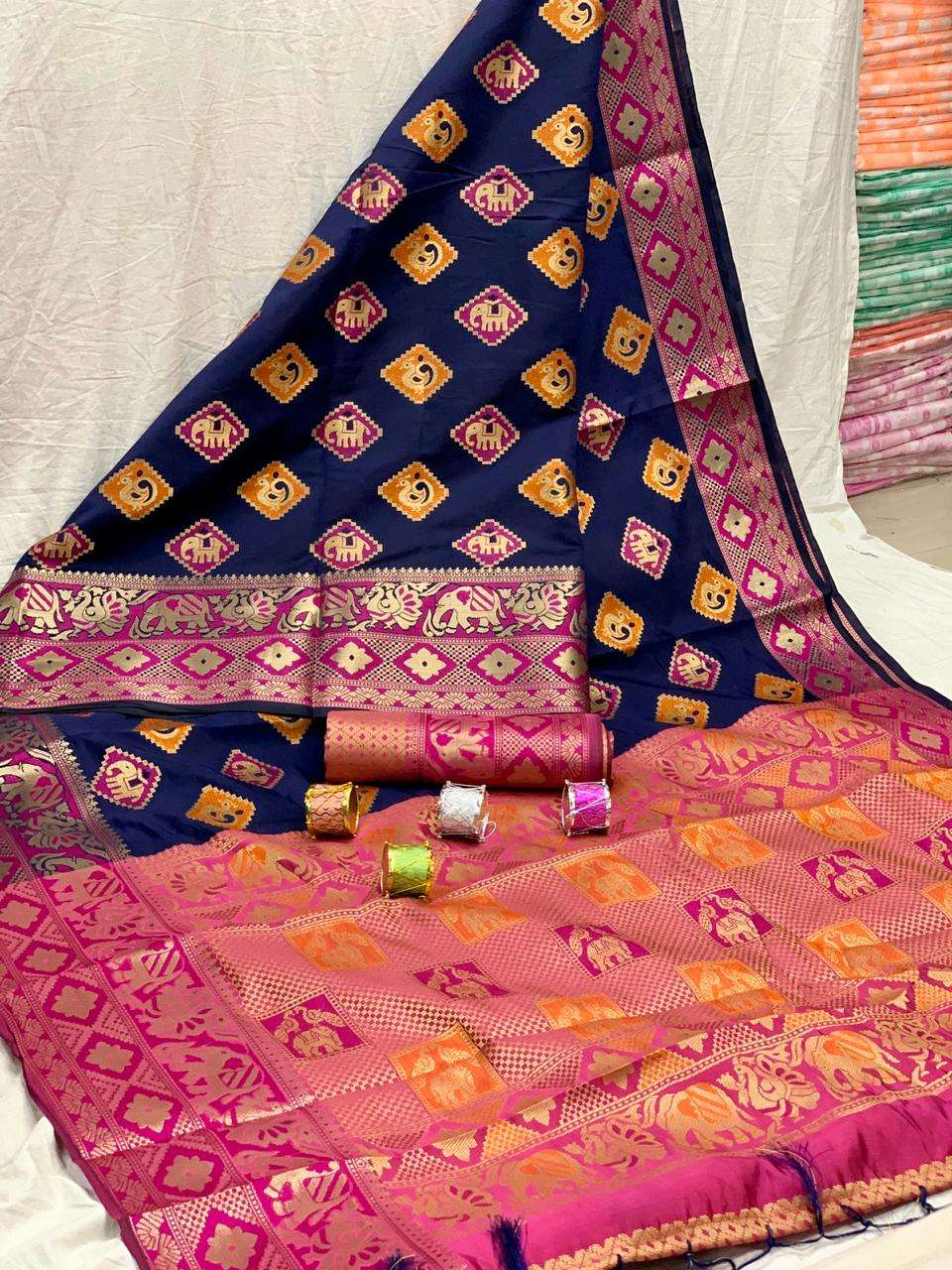 SUNNY PATOLA BY FASHID WHOLESALE 01 TO 07 SERIES INDIAN TRADITIONAL WEAR COLLECTION BEAUTIFUL STYLISH FANCY COLORFUL PARTY WEAR & OCCASIONAL WEAR LICHI SILK SAREES AT WHOLESALE PRICE