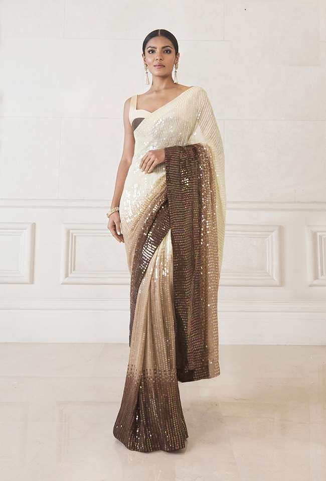 NAMASTE MADAM BY FASHID WHOLESALE 01 TO 07 SERIES INDIAN TRADITIONAL WEAR COLLECTION BEAUTIFUL STYLISH FANCY COLORFUL PARTY WEAR & OCCASIONAL WEAR WEIGHTLESS SAREES AT WHOLESALE PRICE