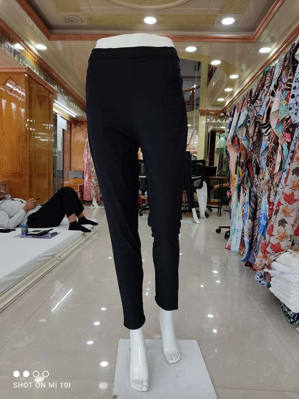 Supreme shop pants price