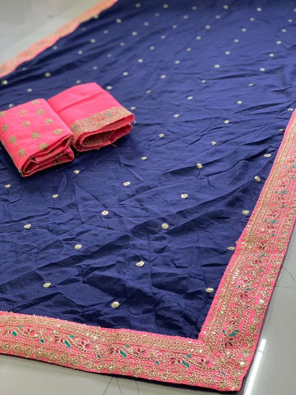 SOMYA BY INDO VASTRA INDIAN TRADITIONAL WEAR COLLECTION BEAUTIFUL STYLISH FANCY COLORFUL PARTY WEAR & OCCASIONAL WEAR DOLA SILK SAREES AT WHOLESALE PRICE