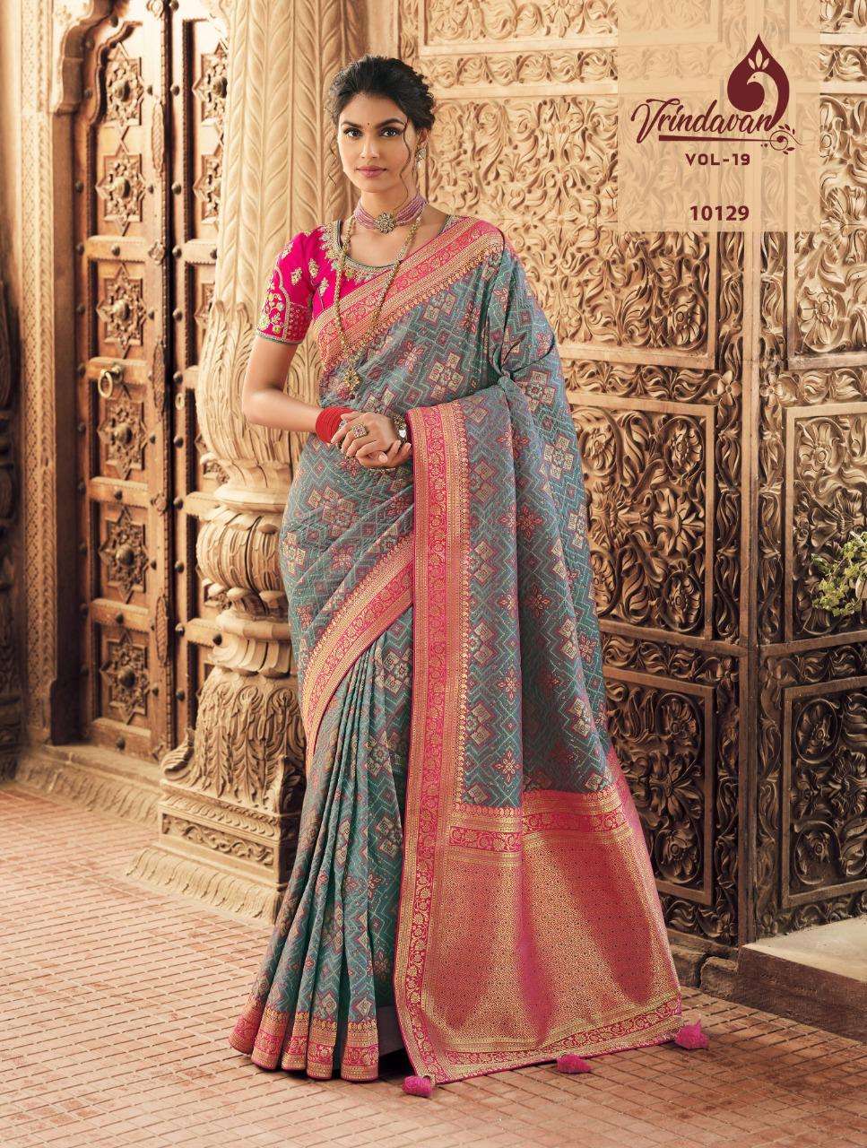 VRINDAVAN VOL-19 BY VRINDAVAN 10127 TO 10141 SERIES INDIAN TRADITIONAL WEAR COLLECTION BEAUTIFUL STYLISH FANCY COLORFUL PARTY WEAR & OCCASIONAL WEAR SILK SAREES AT WHOLESALE PRICE