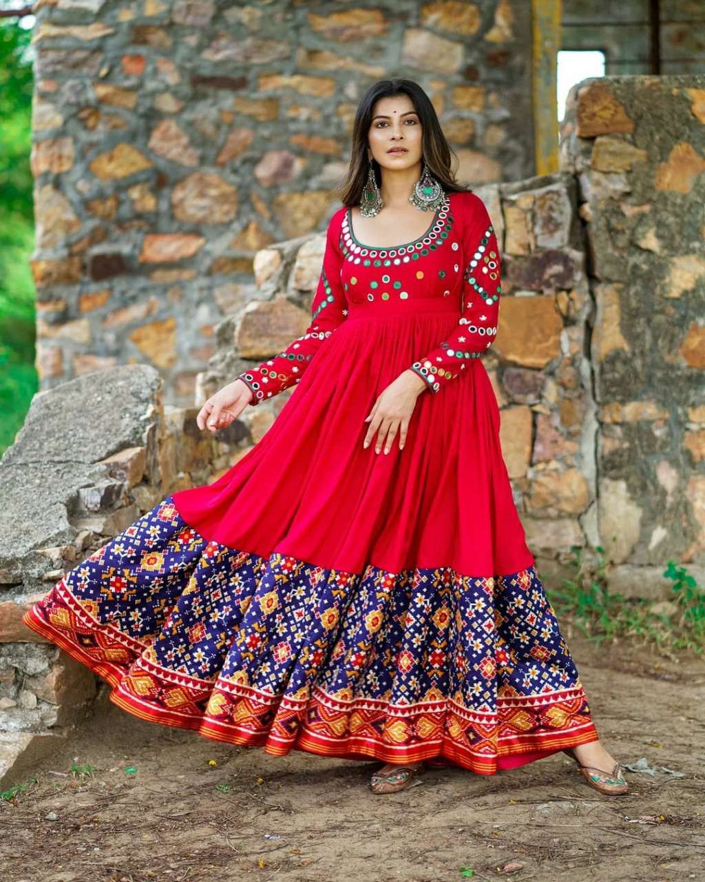 VD-055-980 BY KAAMRI BEAUTIFUL STYLISH FANCY COLORFUL CASUAL WEAR & ETHNIC WEAR BUTTER SILK PRINT GOWNS AT WHOLESALE PRICE