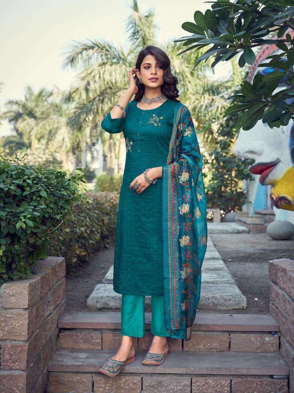 CANDID BY KRISHRIYAA BEAUTIFUL SUITS COLORFUL STYLISH FANCY CASUAL WEAR & ETHNIC WEAR VISCOSE DRESSES AT WHOLESALE PRICE