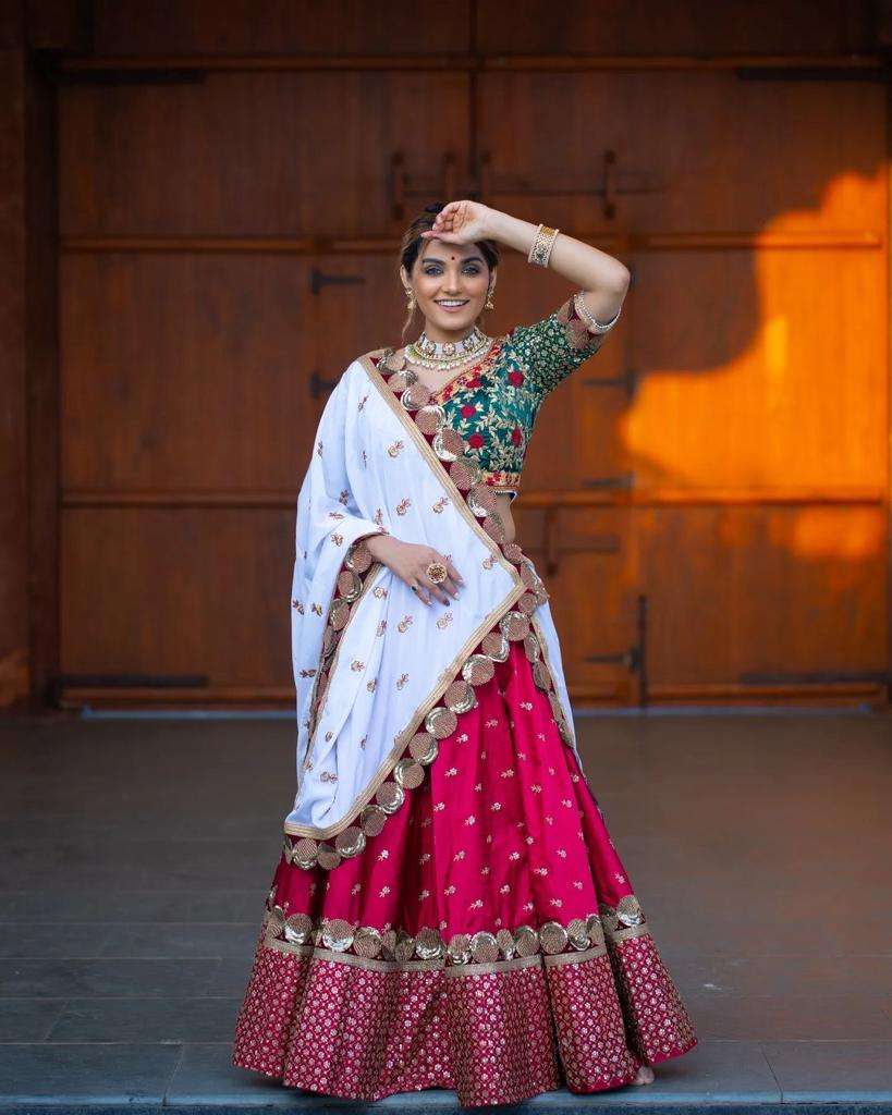 VD-031-5002 BY FASHID WHOLESALE DESIGNER BEAUTIFUL NAVRATRI COLLECTION OCCASIONAL WEAR & PARTY WEAR SOFT TAFFETA SILK LEHENGAS AT WHOLESALE PRICE