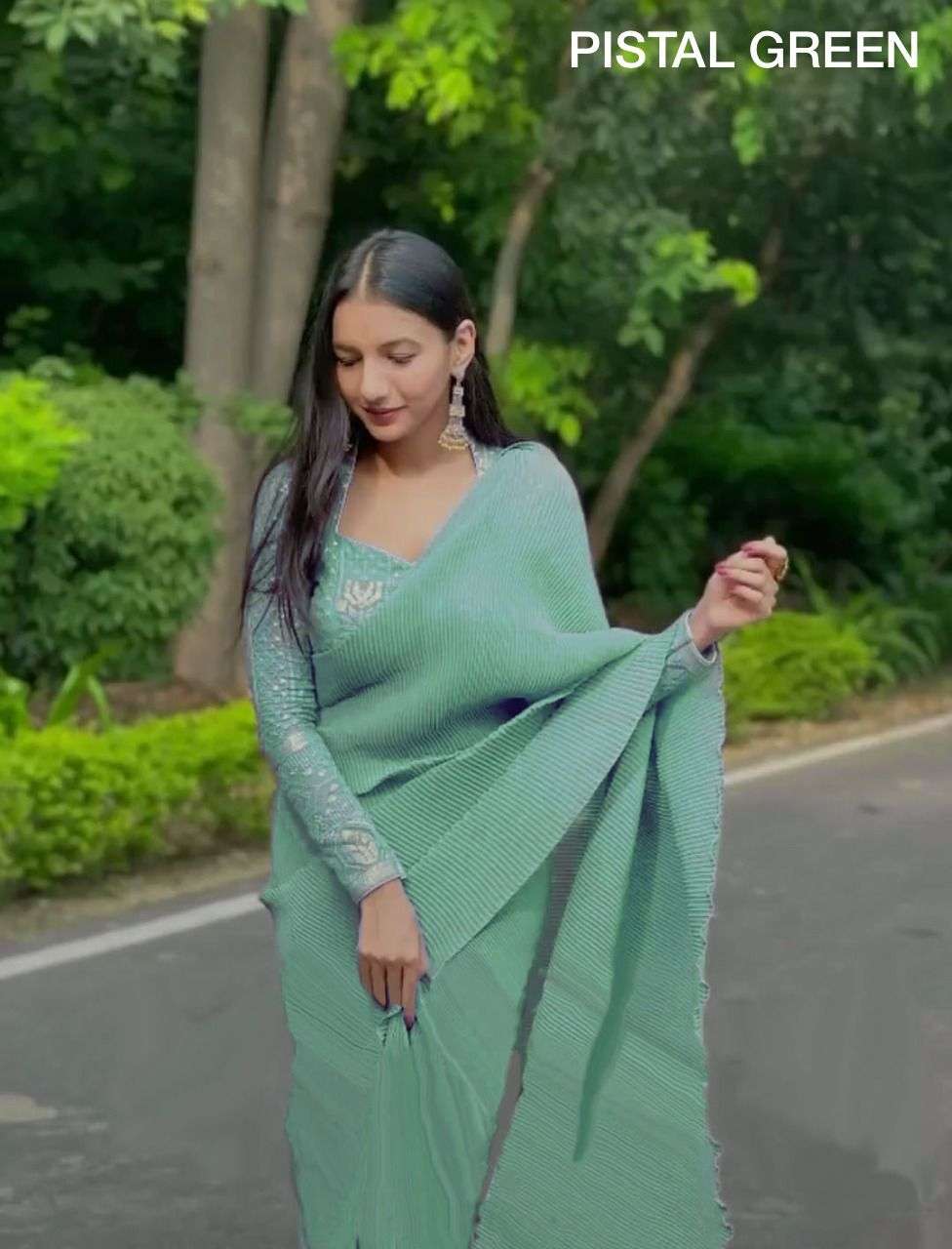 NAYKA BY FASHID WHOLESALE 01 TO 09 SERIES MT INDIAN TRADITIONAL WEAR COLLECTION BEAUTIFUL STYLISH FANCY COLORFUL PARTY WEAR & OCCASIONAL WEAR FAUX GEORGETTE SAREES AT WHOLESALE PRICE