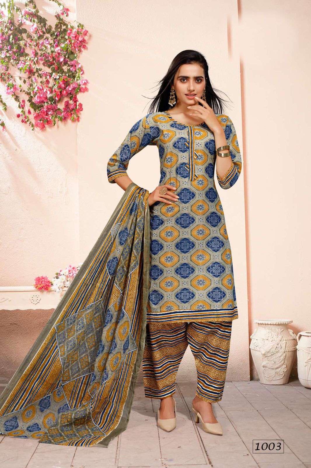 PATOLA BY BEAUTY QUEEN 1001 TO 1008 SERIES BEAUTIFUL PATIYALA SUITS COLORFUL STYLISH FANCY CASUAL WEAR & ETHNIC WEAR CAMBRIC PRINT DRESSES AT WHOLESALE PRICE