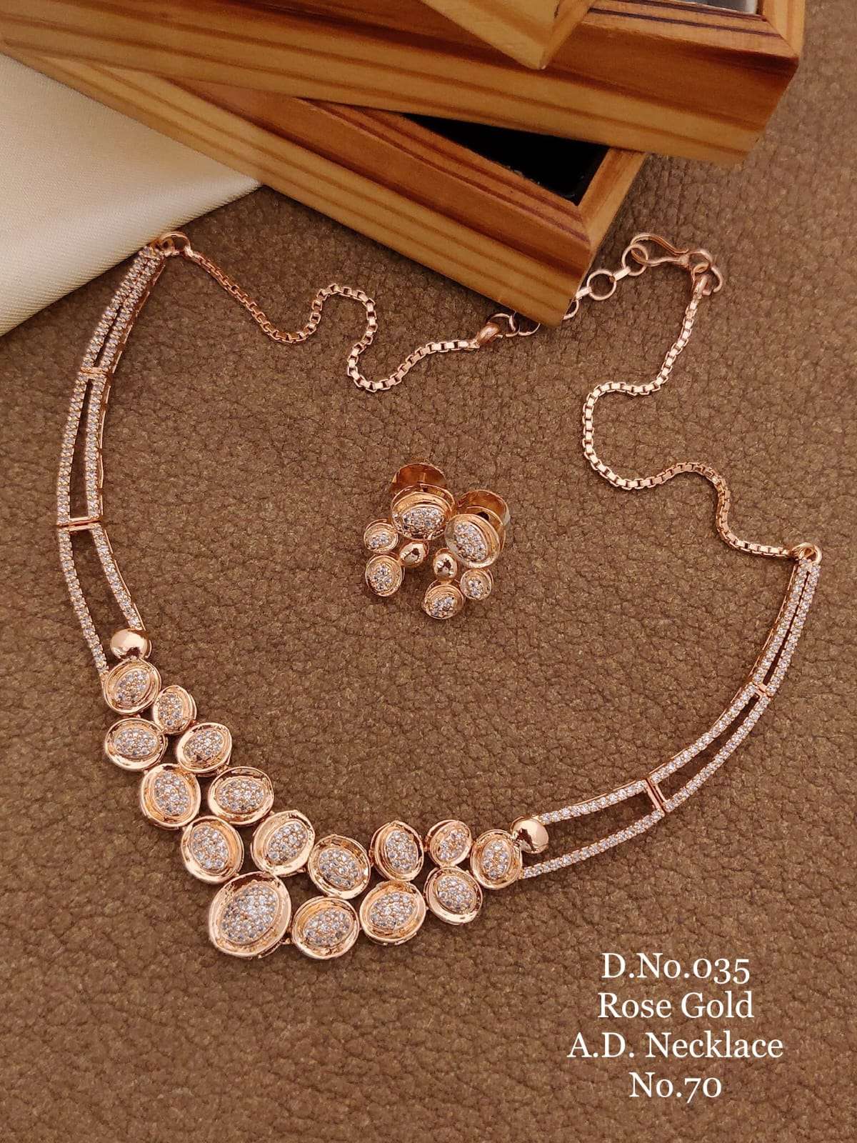 AD NECKLACE BY FASHID WHOLESALE TRADITIONAL ARTIFICIAL JEWELLERY FOR INDIAN ATTIRE AT EXCLUSIVE RANGE.