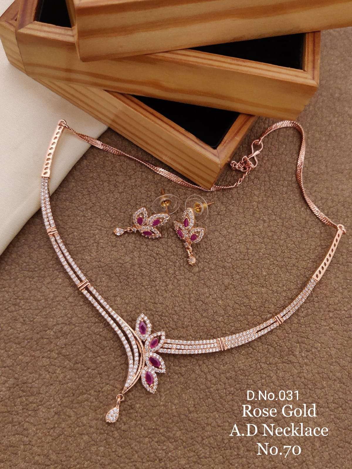 AD NECKLACE BY FASHID WHOLESALE TRADITIONAL ARTIFICIAL JEWELLERY FOR INDIAN ATTIRE AT EXCLUSIVE RANGE.