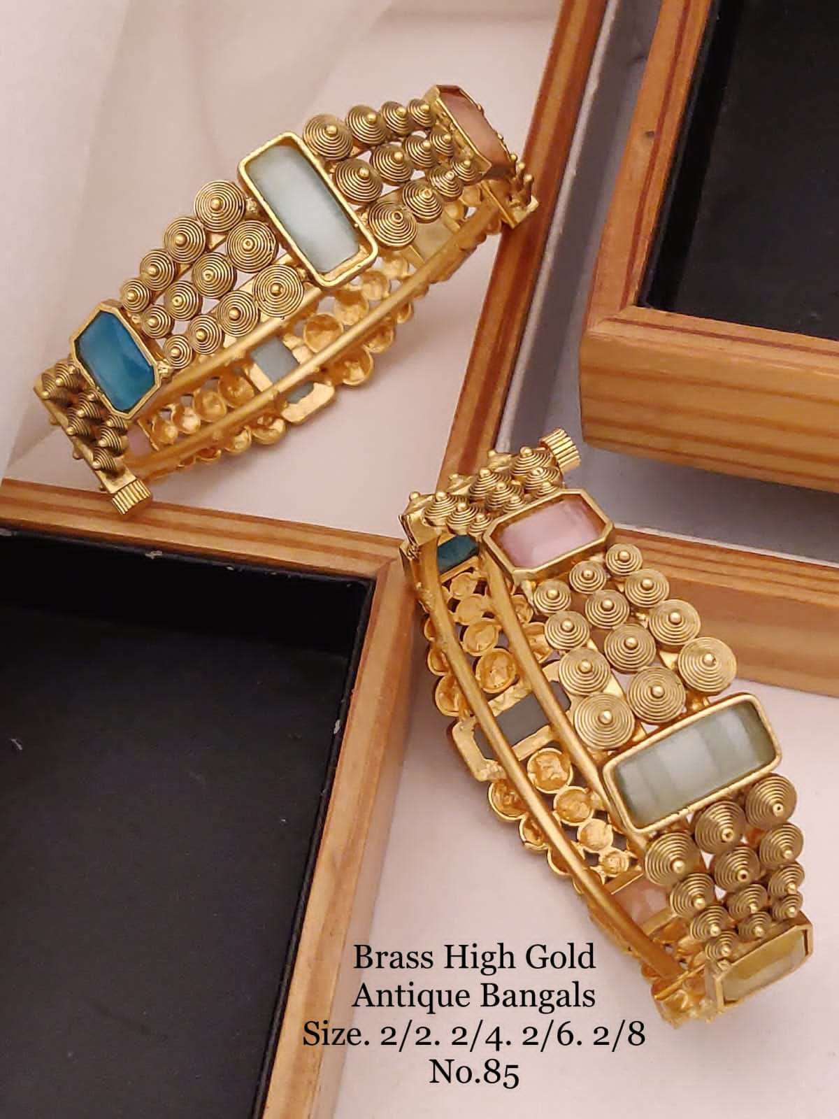 ANTIQUE BANGALS BY FASHID WHOLESALE TRADITIONAL ARTIFICIAL JEWELLERY FOR INDIAN ATTIRE AT EXCLUSIVE RANGE.