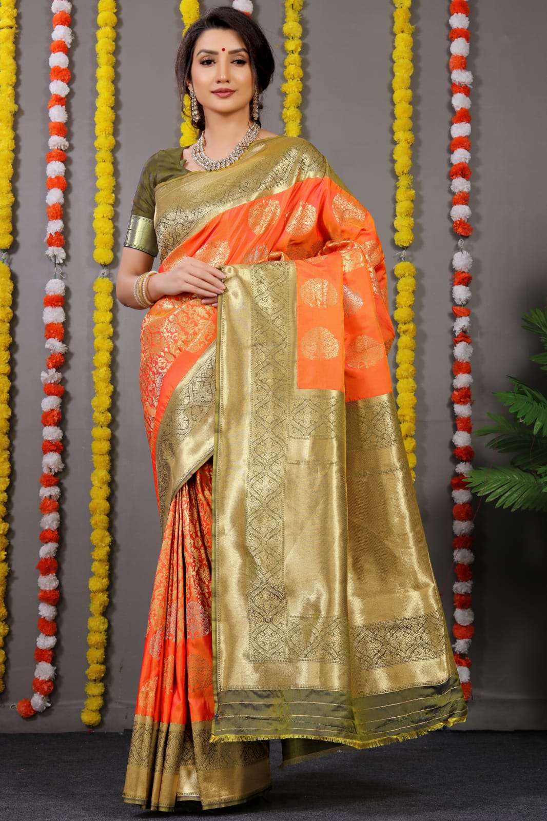 PT-MAHARAJA SILK BY FASHID WHOLESALE 01 TO 08 SERIES PH INDIAN TRADITIONAL WEAR COLLECTION BEAUTIFUL STYLISH FANCY COLORFUL PARTY WEAR & OCCASIONAL WEAR PURE SILK SAREES AT WHOLESALE PRICE