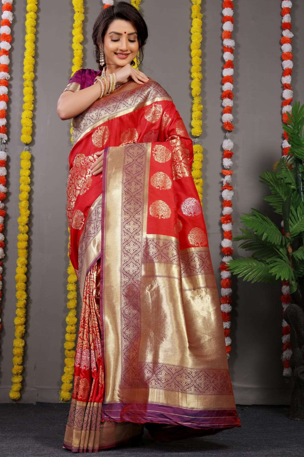 PT-MAHARAJA SILK BY FASHID WHOLESALE 01 TO 08 SERIES PH INDIAN TRADITIONAL WEAR COLLECTION BEAUTIFUL STYLISH FANCY COLORFUL PARTY WEAR & OCCASIONAL WEAR PURE SILK SAREES AT WHOLESALE PRICE