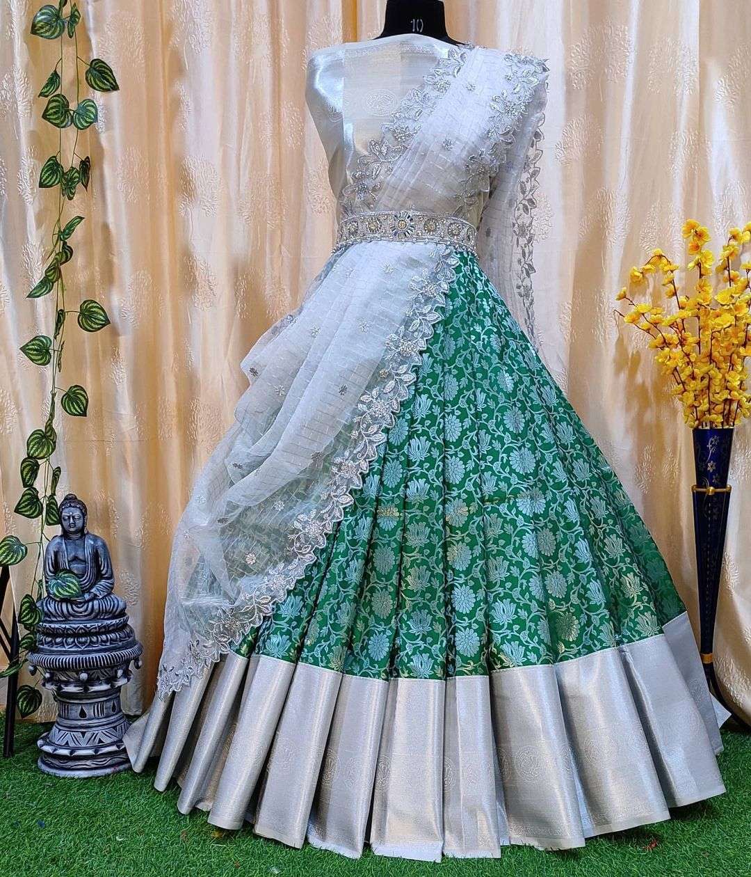 PVR-PUSHPA BY FASHID WHOLESALE 01 TO 07 SERIES DESIGNER BEAUTIFUL NAVRATRI COLLECTION OCCASIONAL WEAR & PARTY WEAR KANJIVARAM SILK LEHENGAS AT WHOLESALE PRICE