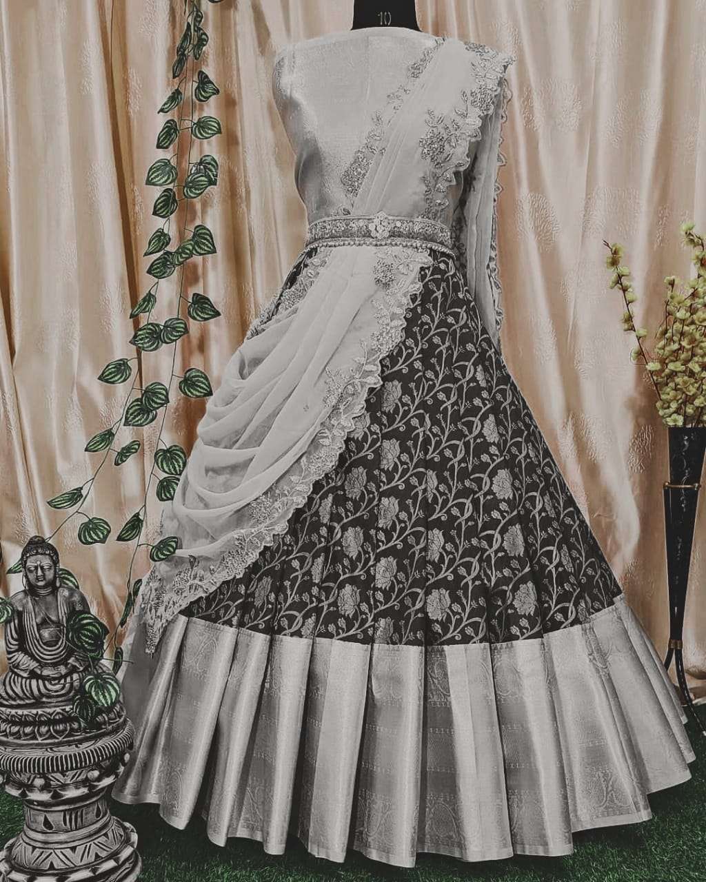 PVR-PUSHPA BY FASHID WHOLESALE 01 TO 07 SERIES DESIGNER BEAUTIFUL NAVRATRI COLLECTION OCCASIONAL WEAR & PARTY WEAR KANJIVARAM SILK LEHENGAS AT WHOLESALE PRICE