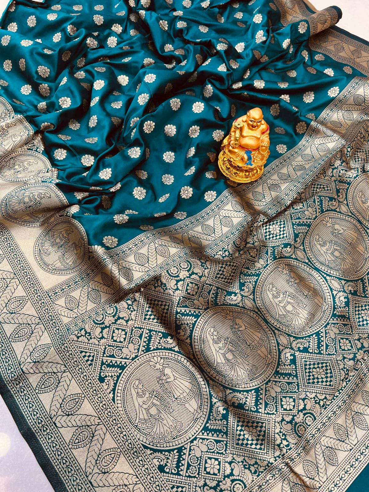RAJA RANI SILK BY FASHID WHOLESALE 01 TO 06 SERIES PH INDIAN TRADITIONAL WEAR COLLECTION BEAUTIFUL STYLISH FANCY COLORFUL PARTY WEAR & OCCASIONAL WEAR PURE SILK SAREES AT WHOLESALE PRICE