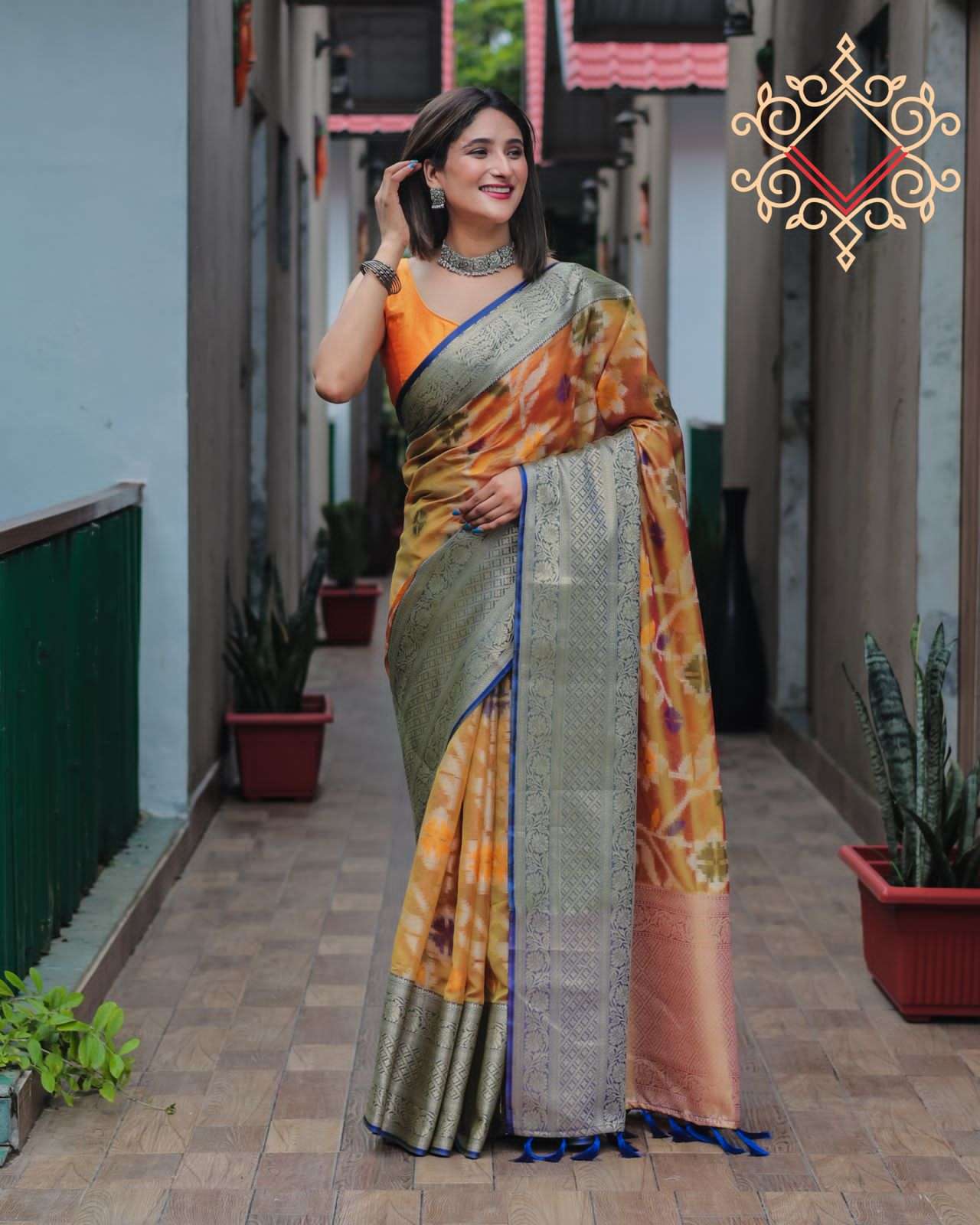 VV PADMASHREE VOL-4 BY FASHID WHOLESALE 01 TO 06 SERIES INDIAN TRADITIONAL WEAR COLLECTION BEAUTIFUL STYLISH FANCY COLORFUL PARTY WEAR & OCCASIONAL WEAR BANARASI HANDLOOM SAREES AT WHOLESALE PRICE