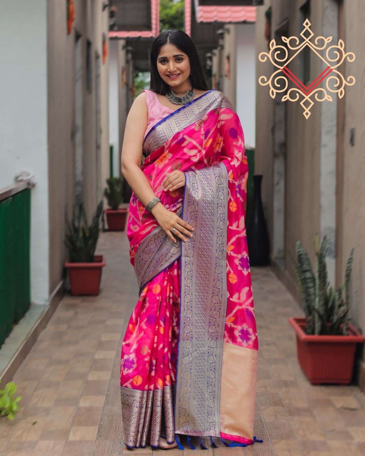 VV PADMASHREE VOL-4 BY FASHID WHOLESALE 01 TO 06 SERIES INDIAN TRADITIONAL WEAR COLLECTION BEAUTIFUL STYLISH FANCY COLORFUL PARTY WEAR & OCCASIONAL WEAR BANARASI HANDLOOM SAREES AT WHOLESALE PRICE